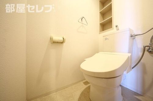 アブレスト原904の内装