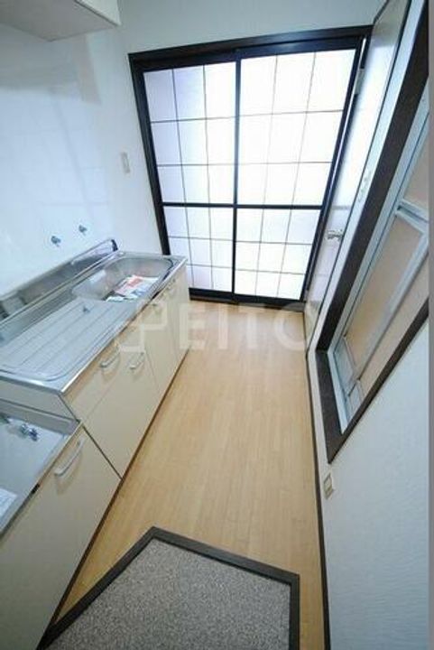 タウニィ一乗寺の玄関