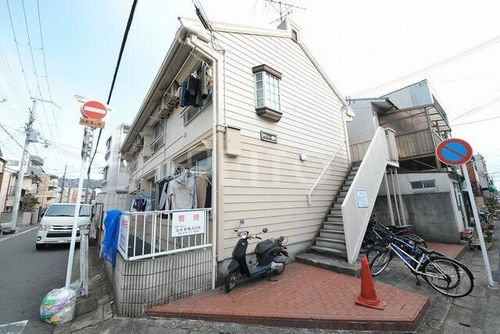 タウニィ一乗寺の外観