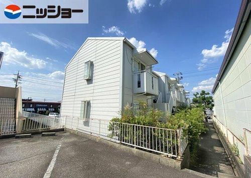 ホワイトコーポアサイⅠの外観