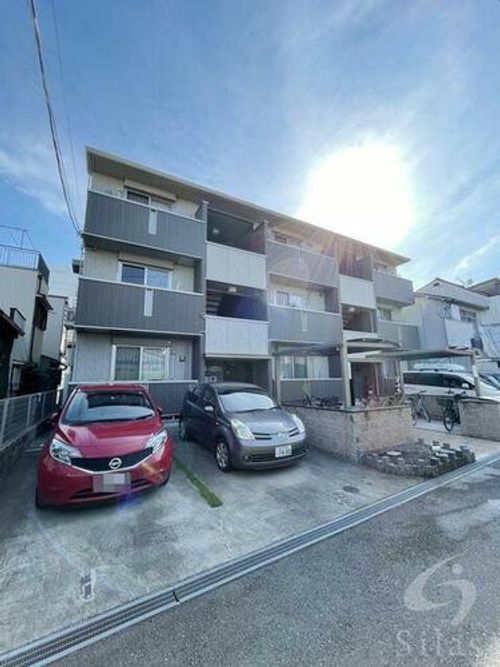 アゴーラ針中野の外観