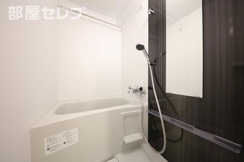 エスプレイス上前津レガシー605の風呂