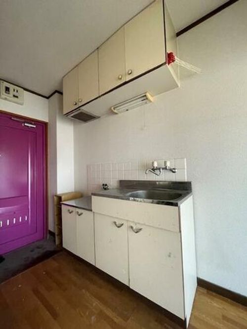 ゆにはコーポかなだⅠ301のキッチン