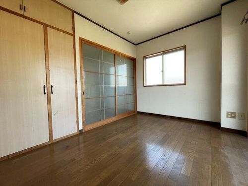 ゆにはコーポかなだⅠ301の居間