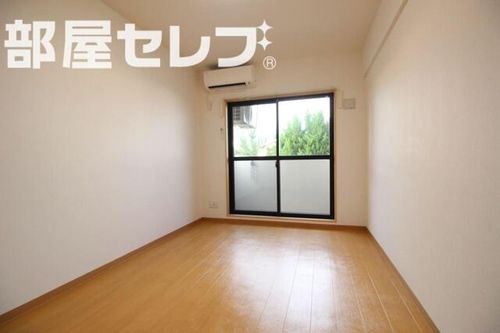 A・City中川の内装