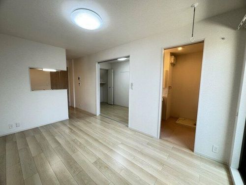 フローラ101の居間