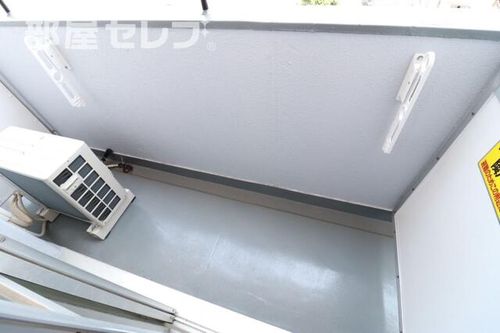 ハイム金山南802の内装