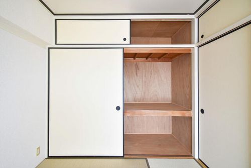 UR高森台0020506の内装