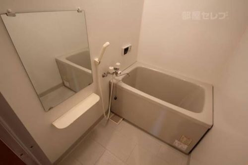 フォンテーヌ峯Ⅱ103の風呂