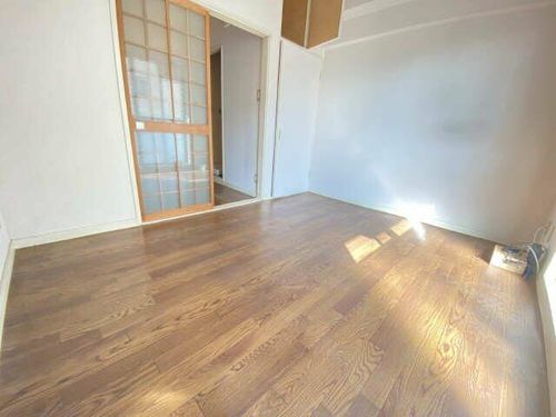 ファミール藤の居間