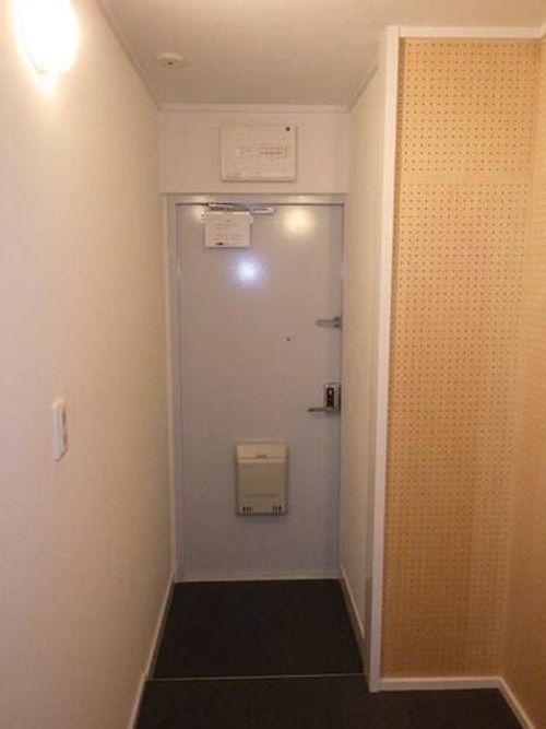 UR大開0120307の玄関