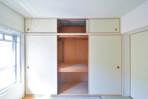 UR富雄0230305の内装