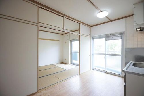 UR南花台0240205の居間