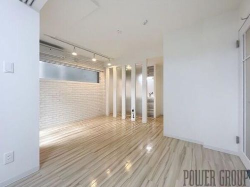 ヴェネーノ円山の居間