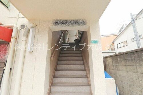 大阪府大阪市都島区中野町4丁目(マンション)の賃貸物件の玄関