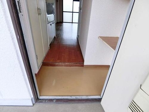 大阪府大阪市都島区内代町1丁目(マンション)の賃貸物件の玄関