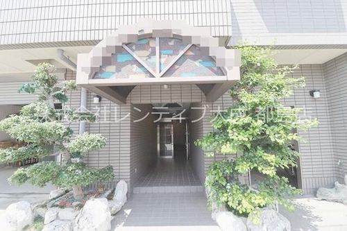 大阪府大阪市城東区成育4丁目(マンション)の賃貸物件の玄関