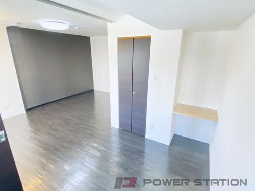 BLAST(ブラスト)稲穂の内装