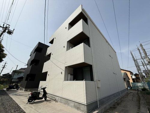 Warren takayokosukaⅡの外観