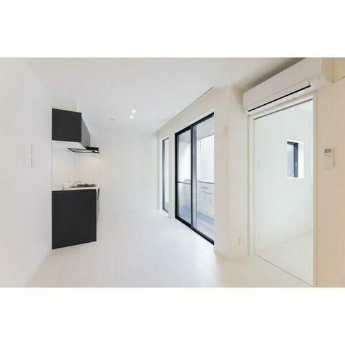 Warren takayokosukaⅡの居間