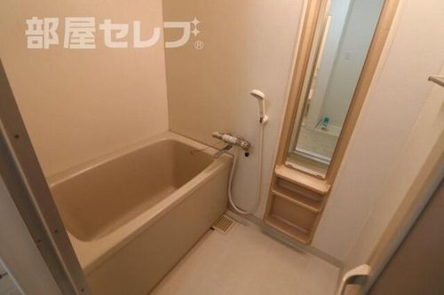 エルシャトー新川202の風呂