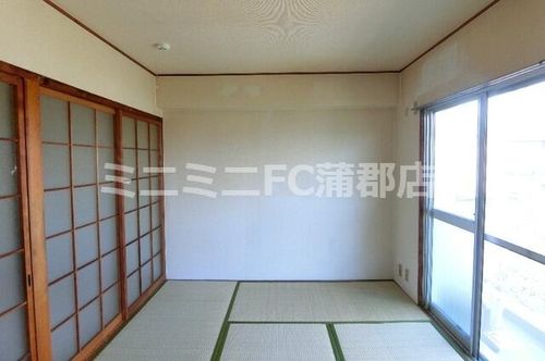 ハイツ一木205の内装