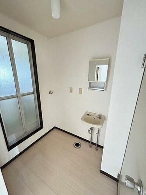 パークサイドM201の内装