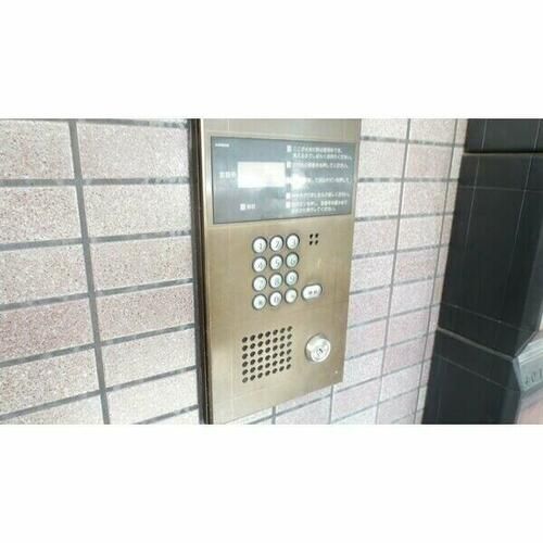 いのうビル505の玄関
