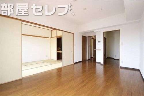 アーバンドエル八事石坂412の内装