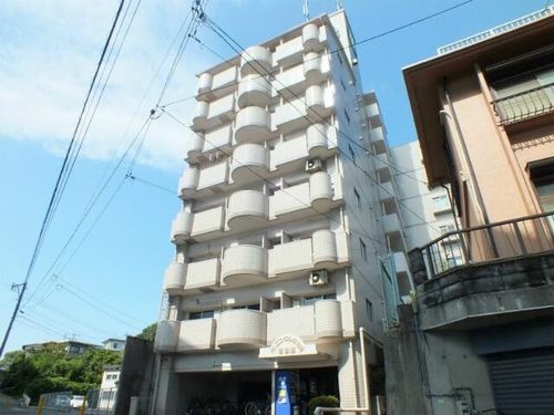 オリエンタル小倉南壱番館の外観