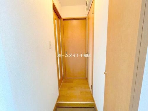 北海道札幌市手稲区曙六条2丁目(アパート)の賃貸物件の玄関