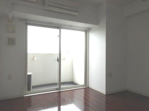 セレニテ新大阪弐番館の内装