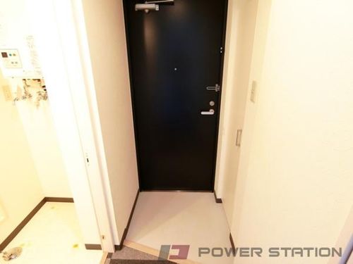 デナーロジオの玄関