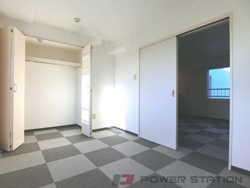 デナーロジオの内装