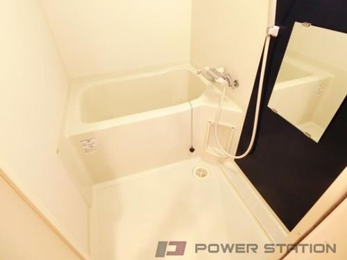 デナーロジオの風呂