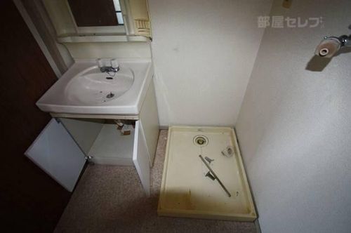 サンホーム愛宕102の内装