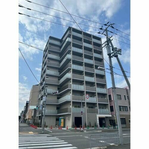 エヌエムキャトフヴァン1FFの外観