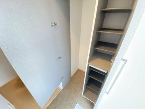 D’room京命302の内装