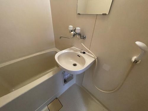 近江ビルの内装