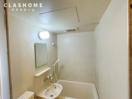 シャトレベール青山101の内装