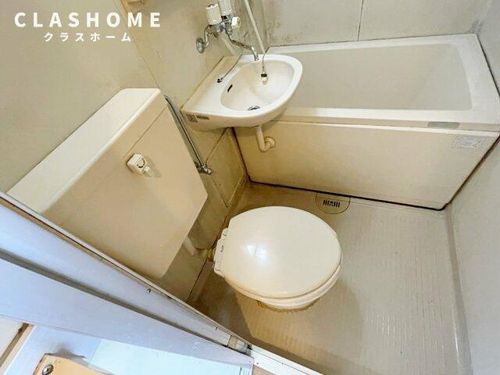 シャトレベール青山101の内装