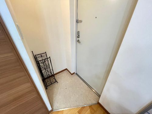 ラ・シュシュ覚王山の玄関