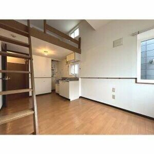 北海道札幌市北区北三十一条西6丁目(アパート)の賃貸物件203の居間