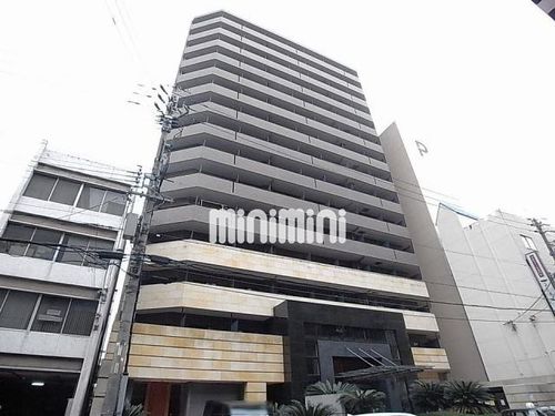 セノアタワー泉の外観