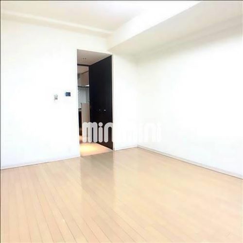 セノアタワー泉の居間