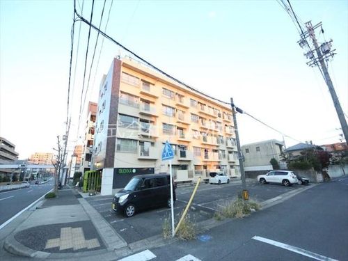 八勝ビルの外観