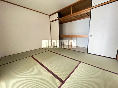 ハイツ・ラ・メイジュの居間