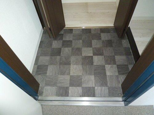 ボヌールの玄関