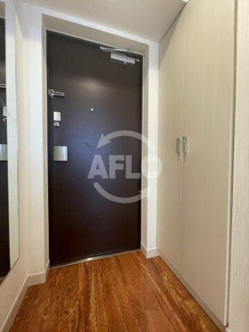 プレジオ長田の玄関