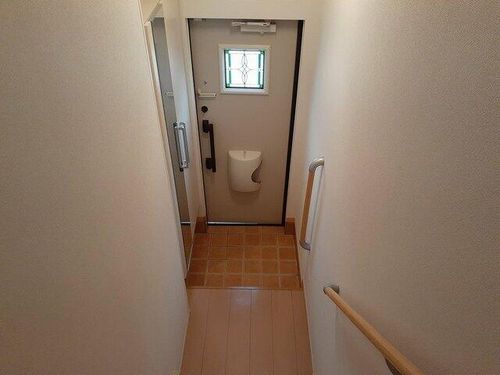 クレメントⅡの玄関